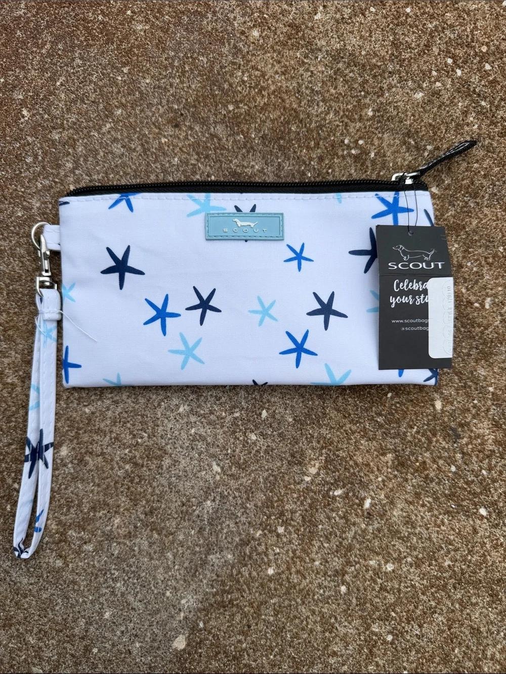 Scout Kate Wristlet in White and Blue Tones